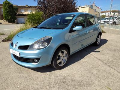 Ver ficha RENAULT Clio 1.5 D 86 CV 5P